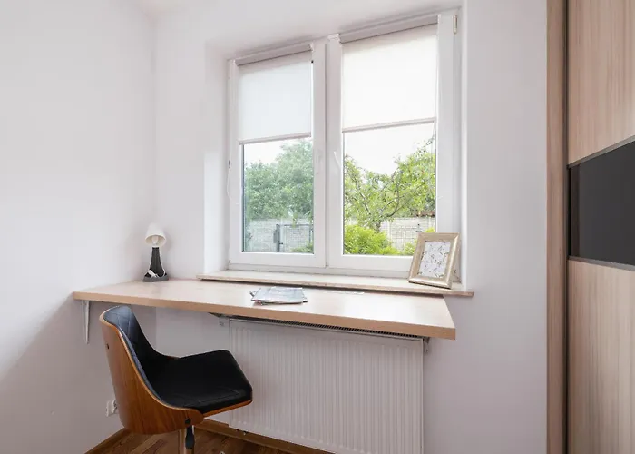 Stylowy Z Oddzielna Sypialnia Niedaleko Centrum Chorzowa By Renters Apartmán