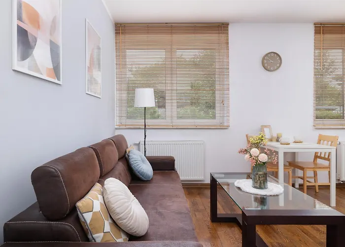 Stylowy Z Oddzielna Sypialnia Niedaleko Centrum Chorzowa By Renters דירה