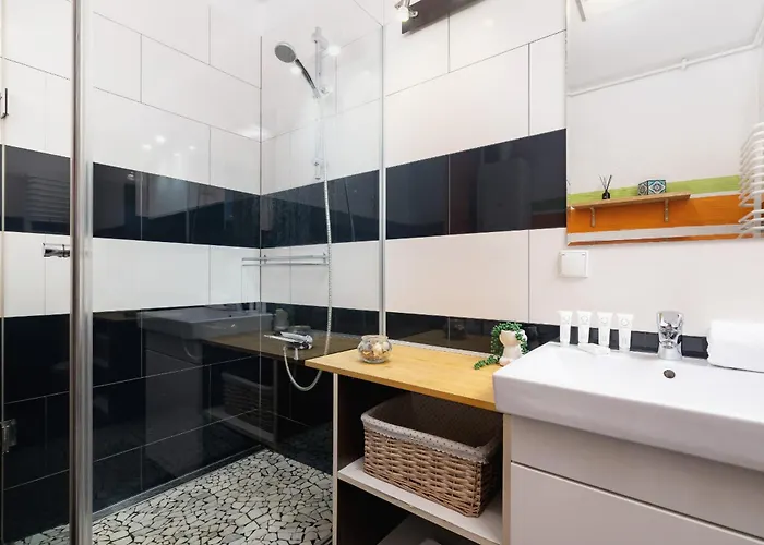 Stylowy Z Oddzielna Sypialnia Niedaleko Centrum Chorzowa By Renters *