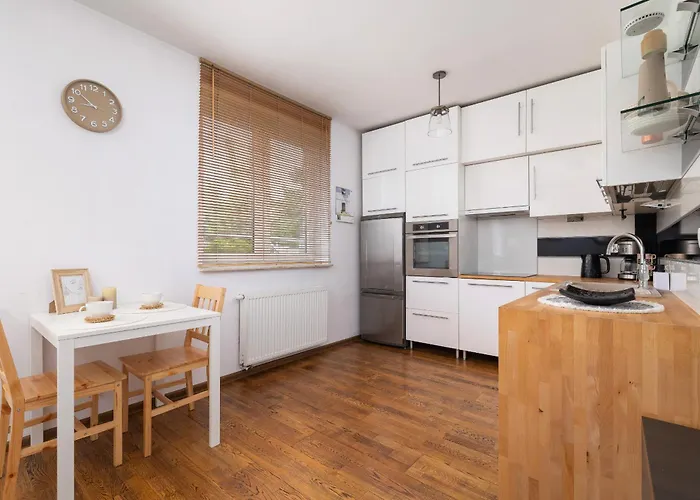 Stylowy Z Oddzielna Sypialnia Niedaleko Centrum Chorzowa By Renters Chorzów